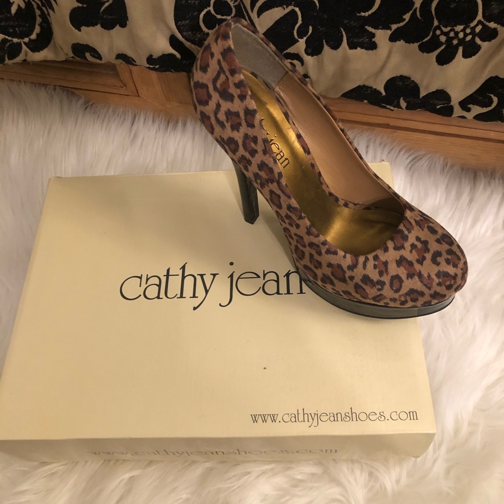 Cathy Jean Leopard Shoes